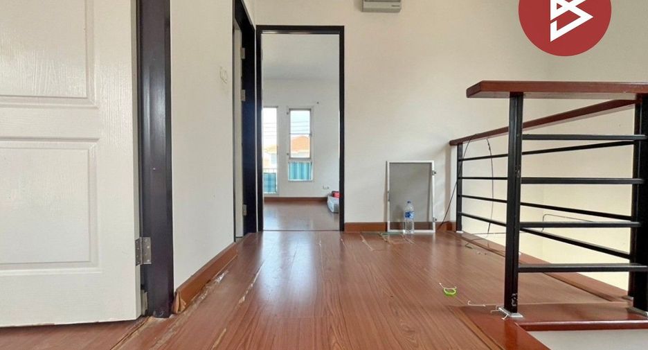 For sale 4 bedrooms house in Mueang Samut Sakhon, Samut Sakhon