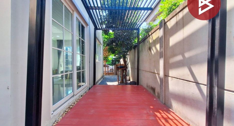 Haus zum Kauf mit 4 Zimmer in Mueang Samut Sakhon, Samut Sakhon