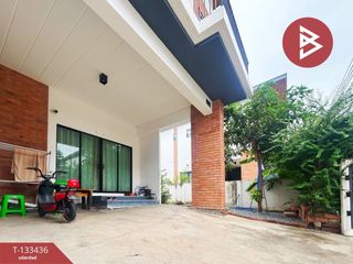 Haus zum Kauf mit 4 Zimmer in Phra Samut Chedi, Samut Prakan