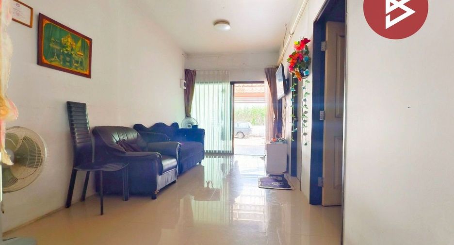 Reihenhaus zum Kauf mit 2 Zimmer in Krathum Baen, Samut Sakhon