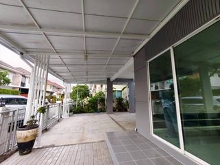 For sale 3 bedrooms house in Mueang Nonthaburi, Nonthaburi