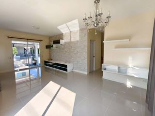 For sale 3 bedrooms house in Mueang Nonthaburi, Nonthaburi