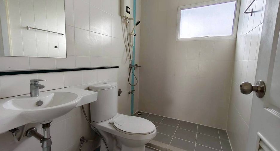 For sale 3 bedrooms house in Mueang Nonthaburi, Nonthaburi