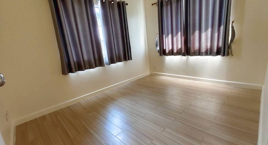 For sale 3 bedrooms house in Mueang Nonthaburi, Nonthaburi