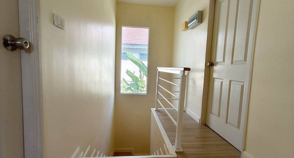 For sale 3 bedrooms house in Mueang Nonthaburi, Nonthaburi