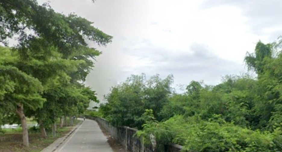 Terreno en venta en Bang Bo, Samut Prakan