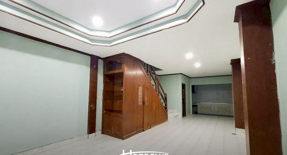 For sale 2 bedrooms townhouse in Lam Luk Ka, Pathum Thani
