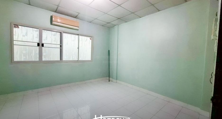 For sale 2 bedrooms townhouse in Lam Luk Ka, Pathum Thani