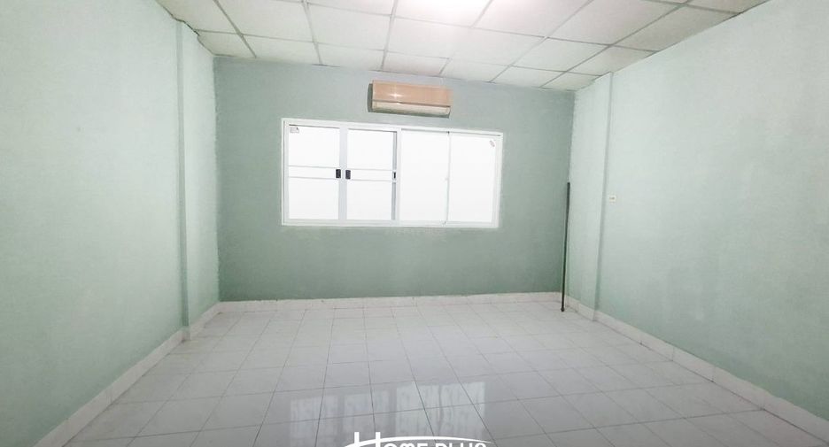 For sale 2 bedrooms townhouse in Lam Luk Ka, Pathum Thani