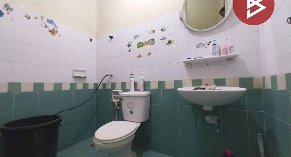 For sale 2 bedrooms townhouse in Mueang Chachoengsao, Chachoengsao