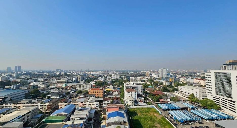 À louer 2 chambres appartement avec services à Phra Khanong, Bangkok