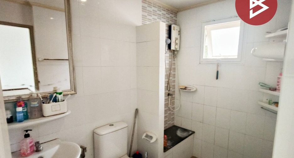 Haus zum Kauf mit 3 Zimmer in Bang Kruai, Nonthaburi