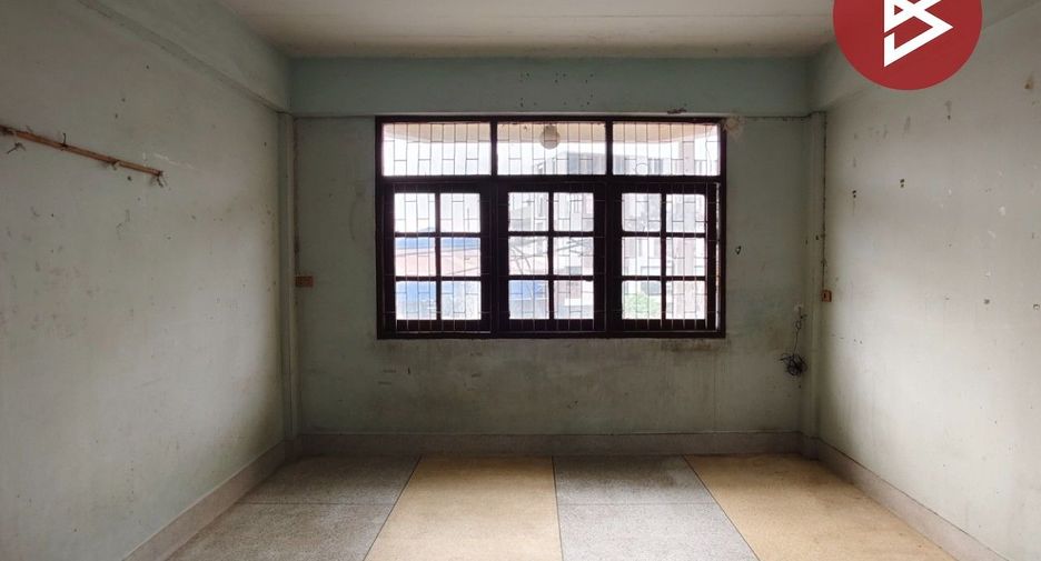 Local comercial en venta de 2 habitaciones en Krathum Baen, Samut Sakhon