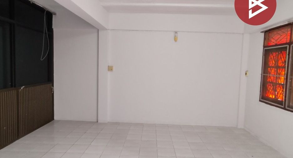 For sale 4 bedrooms retail Space in Bang Phli, Samut Prakan