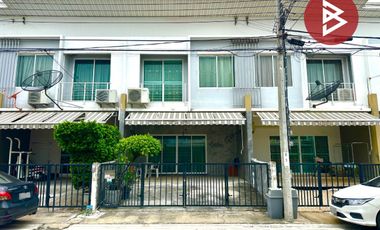 Casa adosada en venta de 3 habitaciones en Bang Khun Thian, Bangkok