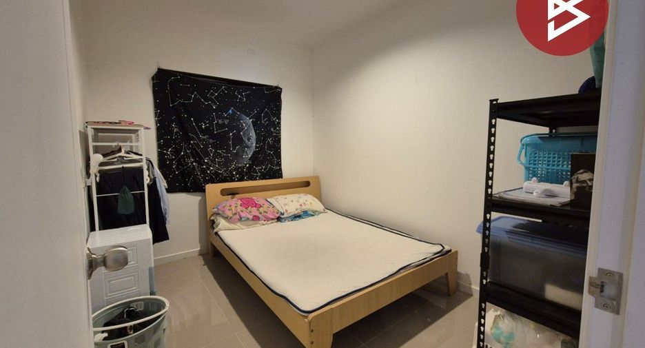 For sale 2 bedrooms townhouse in Bang Nam Priao, Chachoengsao