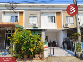 For sale 3 ベッドルーム townhouse in Mueang Samut Prakan, Samut Prakan