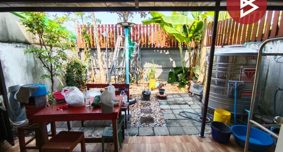 Reihenhaus zum Kauf mit 3 Zimmer in Mueang Samut Prakan, Samut Prakan