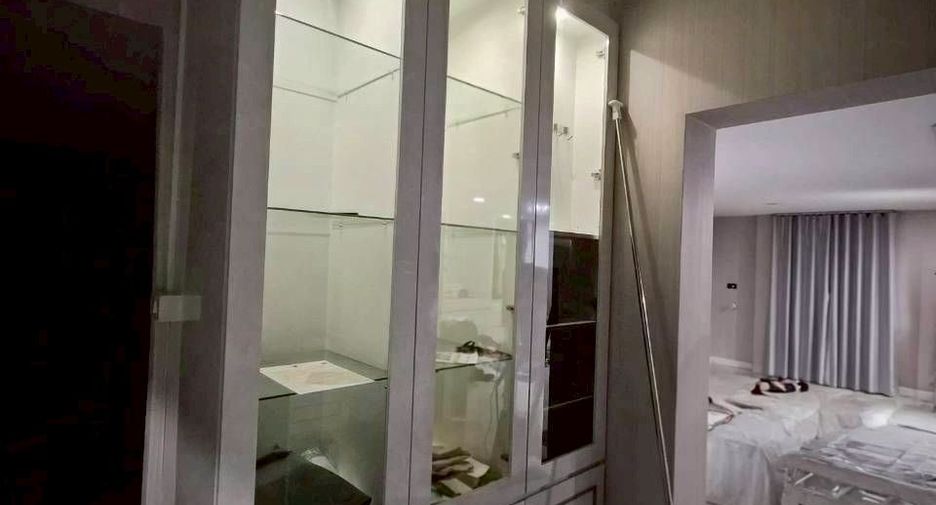 For sale 3 bedrooms house in Don Mueang, Bangkok