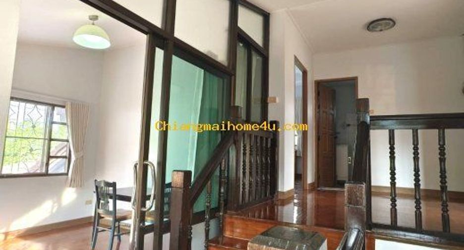 For rent 4 bedrooms house in Mueang Chiang Mai, Chiang Mai