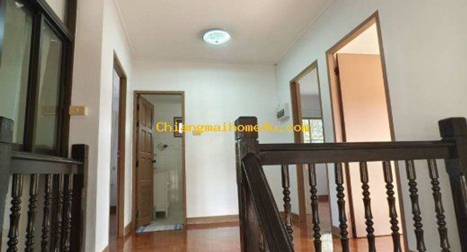 For rent 4 bedrooms house in Mueang Chiang Mai, Chiang Mai