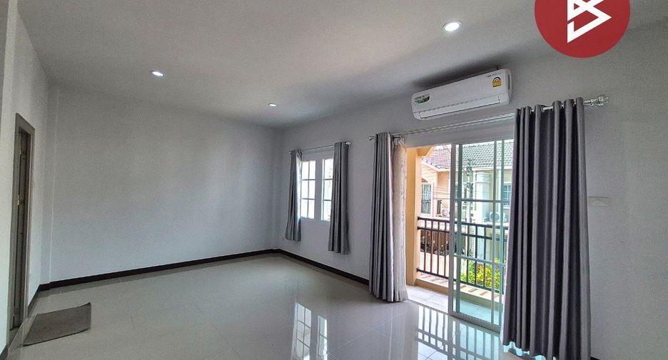 For sale 3 bedrooms townhouse in Mueang Samut Sakhon, Samut Sakhon