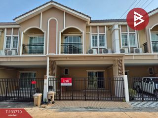 For sale 3 bedrooms townhouse in Mueang Samut Sakhon, Samut Sakhon
