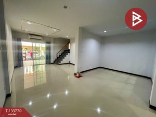 For sale 3 bedrooms townhouse in Mueang Samut Sakhon, Samut Sakhon