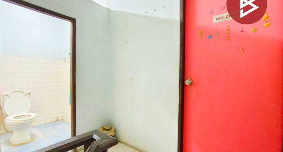 For sale 2 bedrooms townhouse in Mueang Samut Sakhon, Samut Sakhon