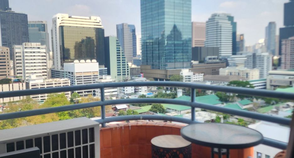 For sale 3 bedrooms condo in Sathon, Bangkok