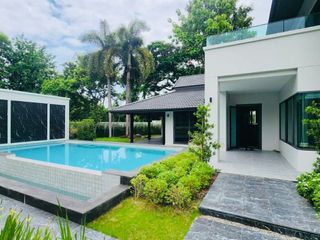 Villa en alquiler de 5 habitaciones en Hang Dong, Chiang Mai