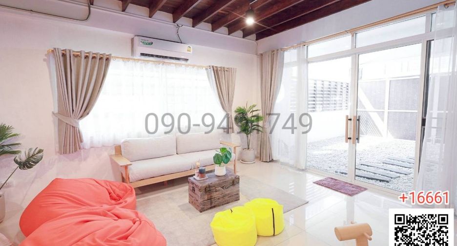 For rent 3 ベッドルーム townhouse in Din Daeng, Bangkok