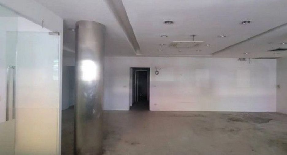 Продажа 1 кровать офис в Ban Bueng, Чонбури
