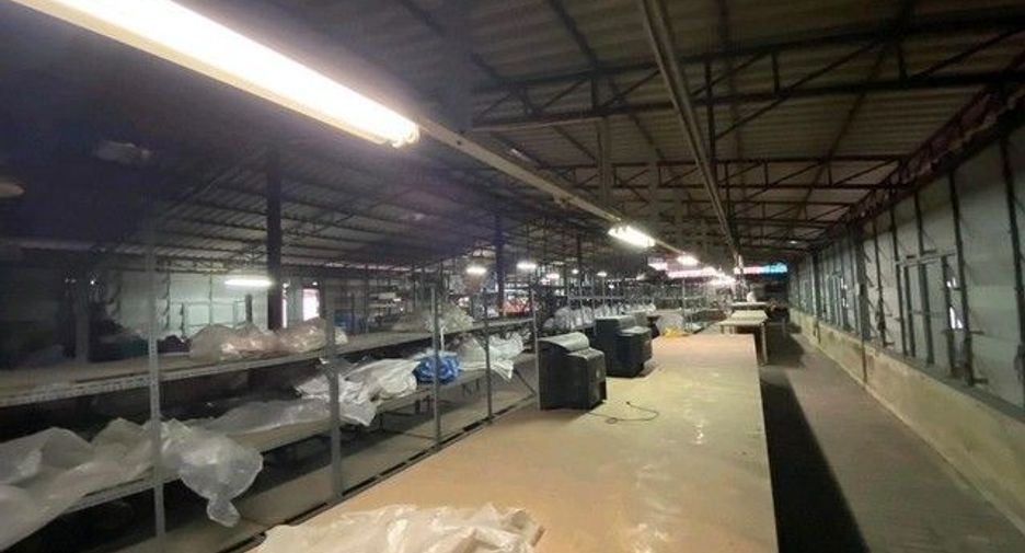 For rent 1 bed warehouse in Bangkok Noi, Bangkok