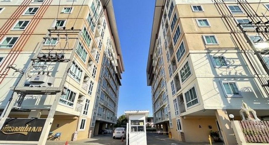 For sale 1 bed condo in Mueang Chon Buri, Chonburi