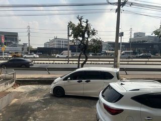 For rent 5 ベッドルーム office in Bang Khae, Bangkok