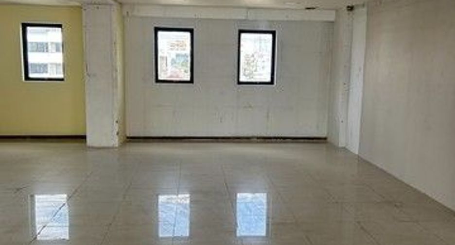 Büro zur Miete mit 1 Zimmer in Din Daeng, Bangkok