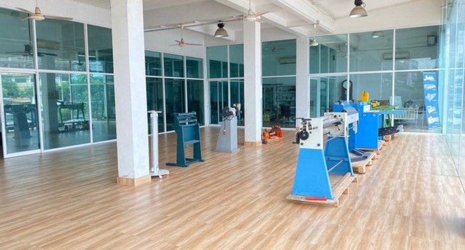 For rent 1 bed office in Lat Krabang, Bangkok