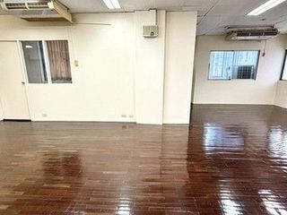 For rent 1 bed office in Watthana, Bangkok