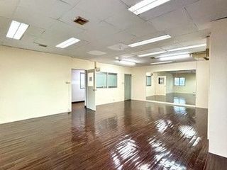 For rent 1 bed office in Watthana, Bangkok