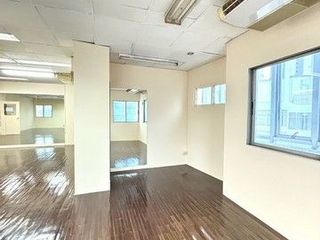 For rent 1 bed office in Watthana, Bangkok