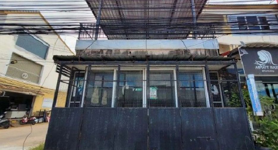 Gewerbefläche zum Kauf mit 1 Zimmer in Ban Bueng, Chonburi