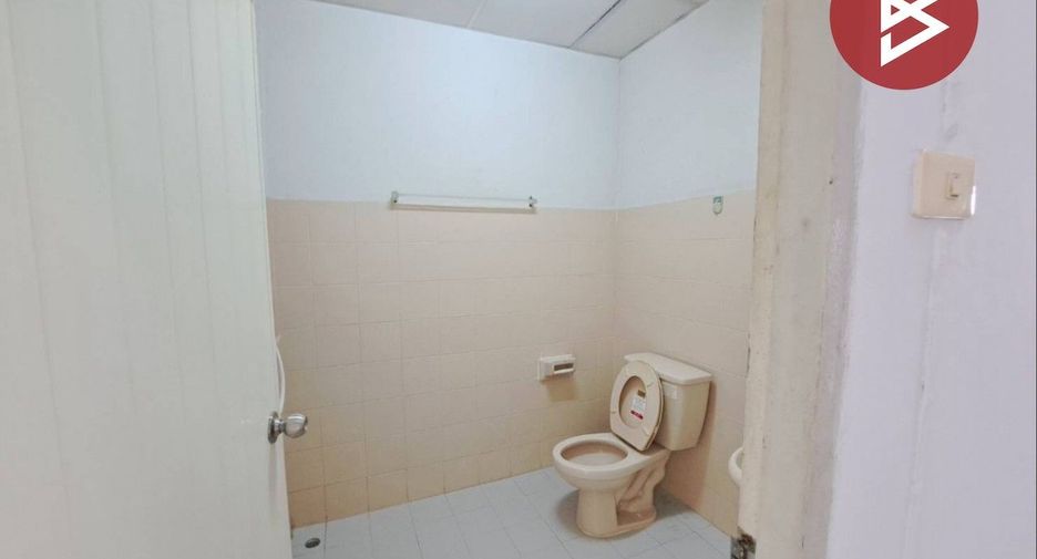 Reihenhaus zum Kauf mit 2 Zimmer in Bang Bua Thong, Nonthaburi
