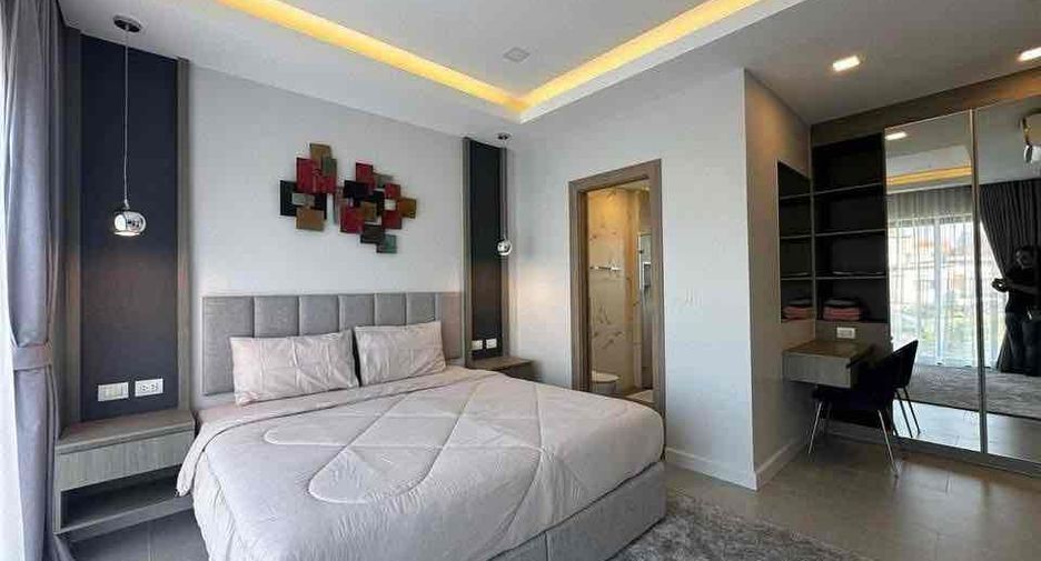 For rent 3 bedrooms villa in Bang Lamung, Chonburi