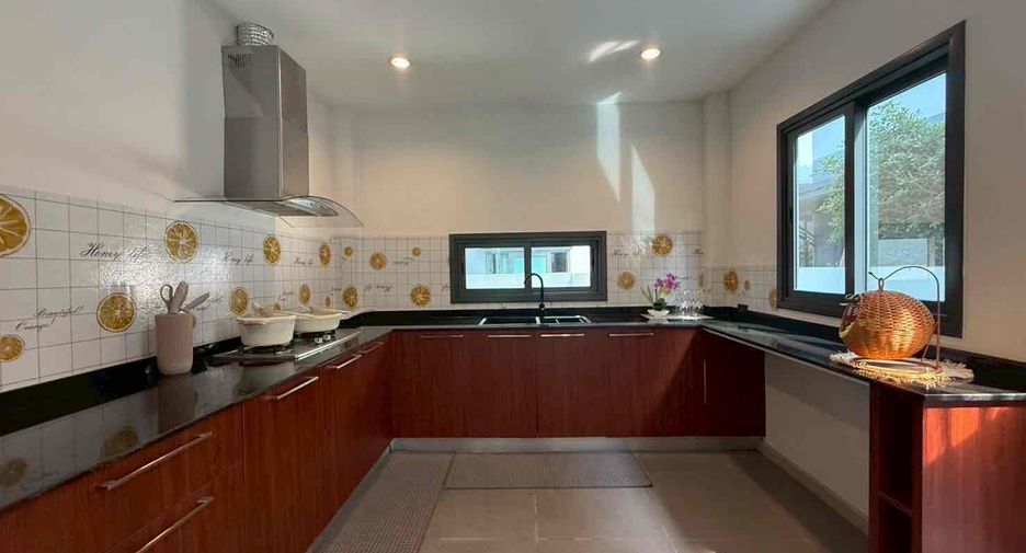 For rent 3 bedrooms house in Bang Lamung, Chonburi