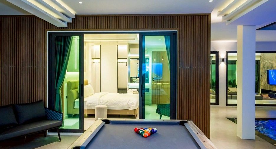 Haus zum Kauf mit 7 Zimmer in Sattahip, Chonburi