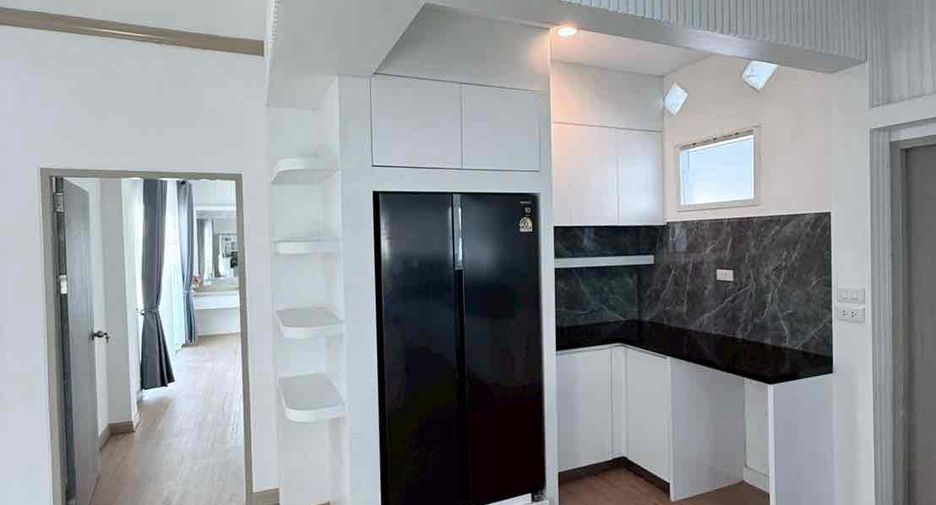 For rent 3 bedrooms villa in Bang Lamung, Chonburi