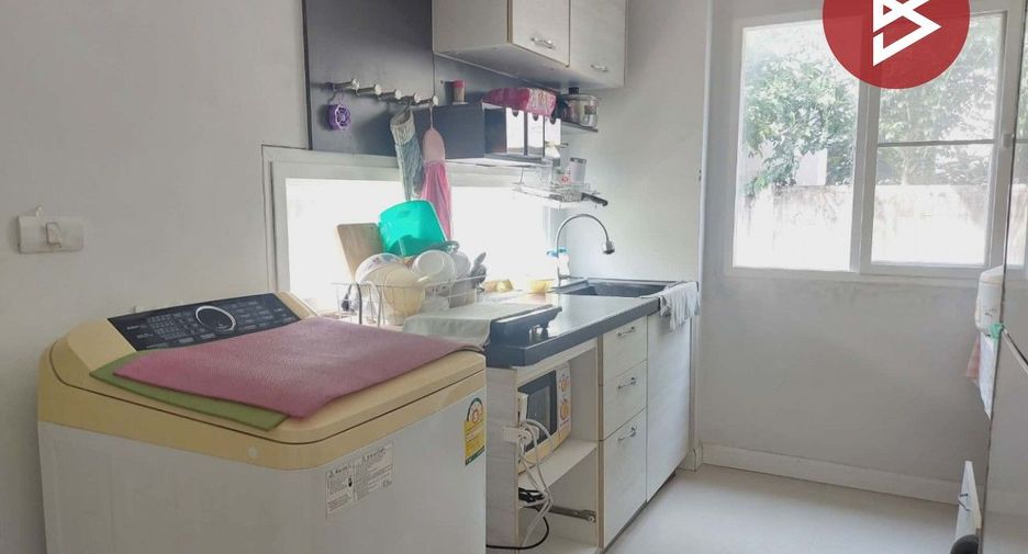 For sale 3 bedrooms house in Mueang Samut Sakhon, Samut Sakhon