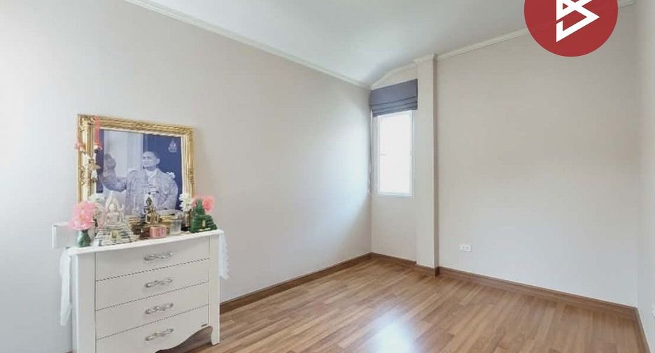 For sale 3 bedrooms house in Mueang Samut Sakhon, Samut Sakhon