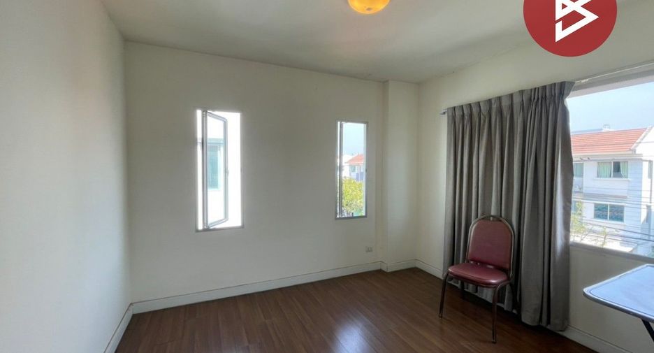 For sale 3 bedrooms townhouse in Bang Phli, Samut Prakan